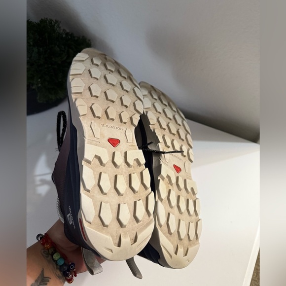 Salomon Navy and Cream Athletic Shoes - Picture 5 of 7